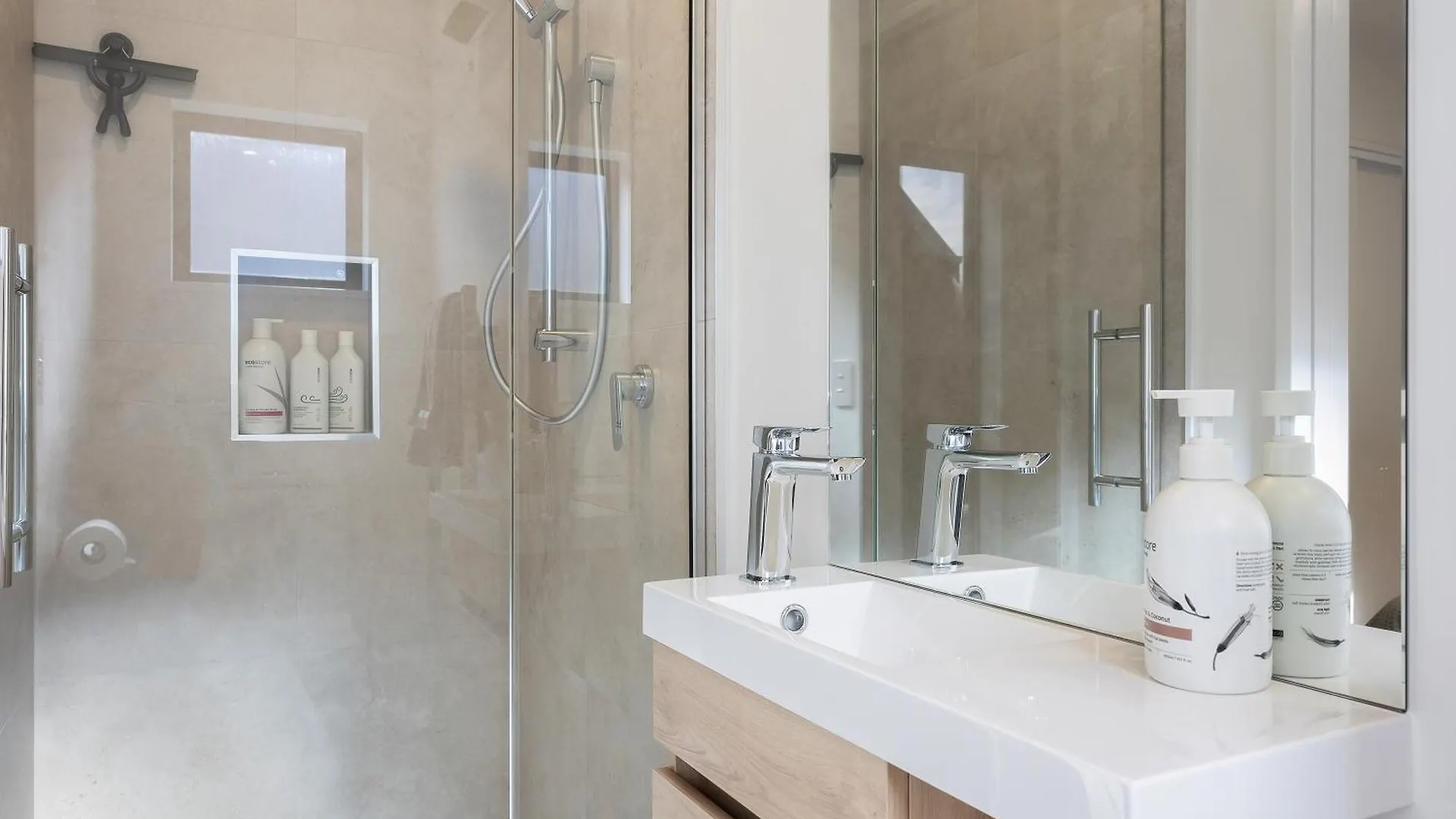 Luxe And Location Apartment Christchurch